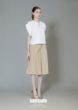 White Wide Shoulder Knitted Top