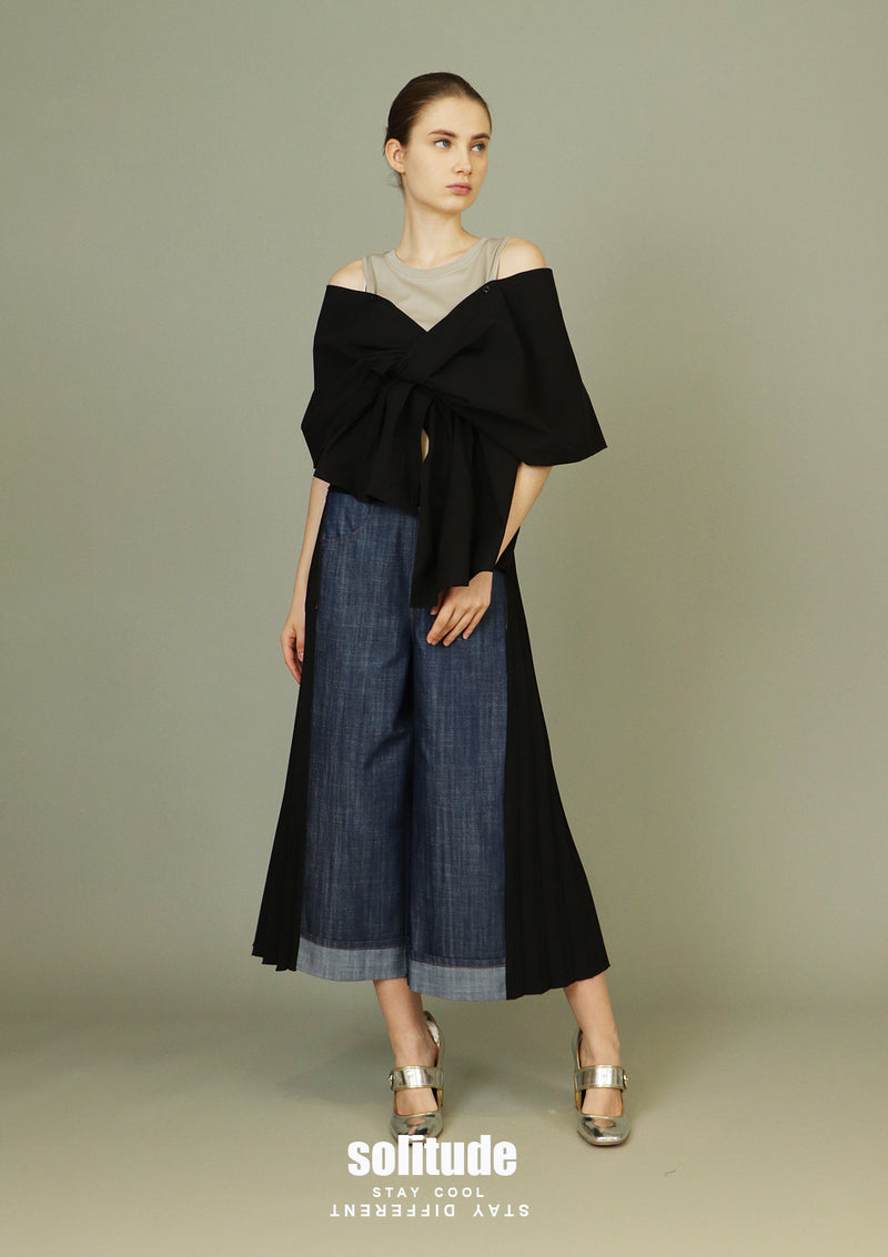 Black Big Bow Top