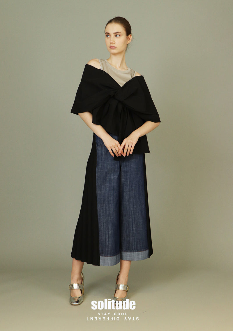 Black Big Bow Top