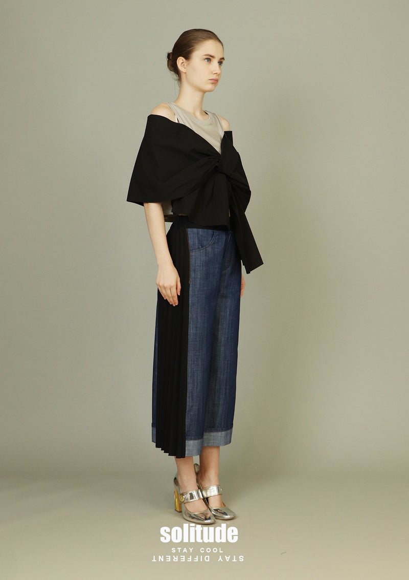 Black Big Bow Top