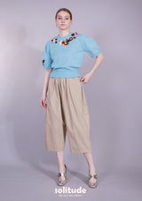 EMBROIDERED KNIT TOP