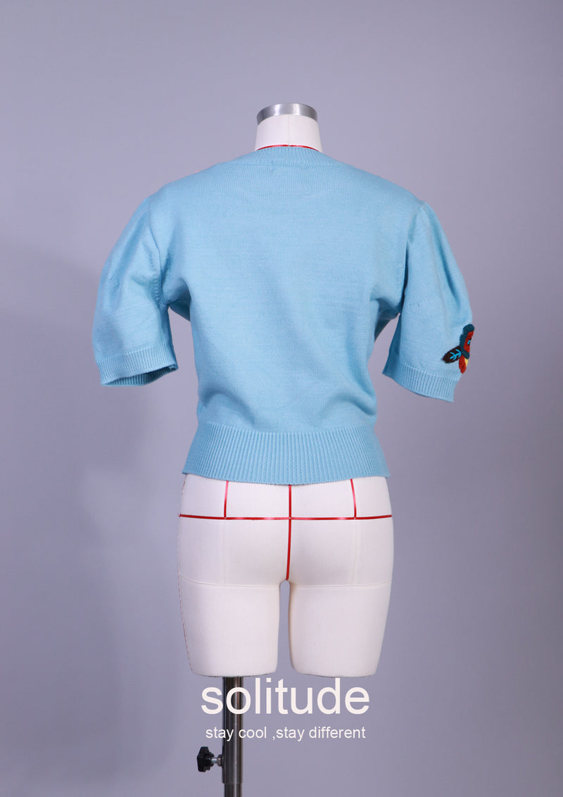 EMBROIDERED KNIT TOP