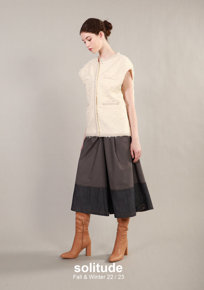 Pearls Trimmed Waistcoat